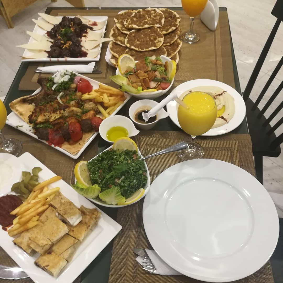 اشهر مطاعم مجمع العرب في جدة